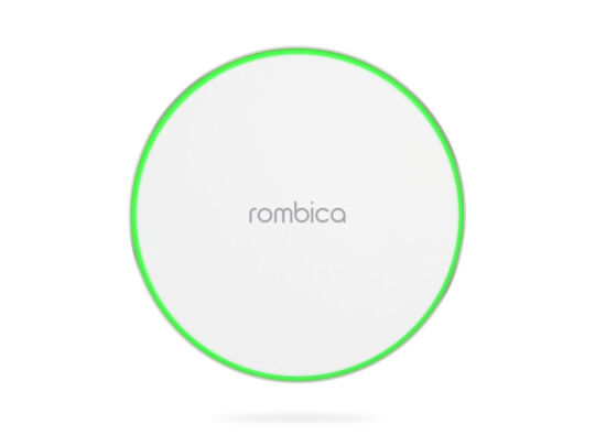 Беспроводное зарядное устройство NEO Core Quick c быстрой зарядкой с логотипом Rombica, белый